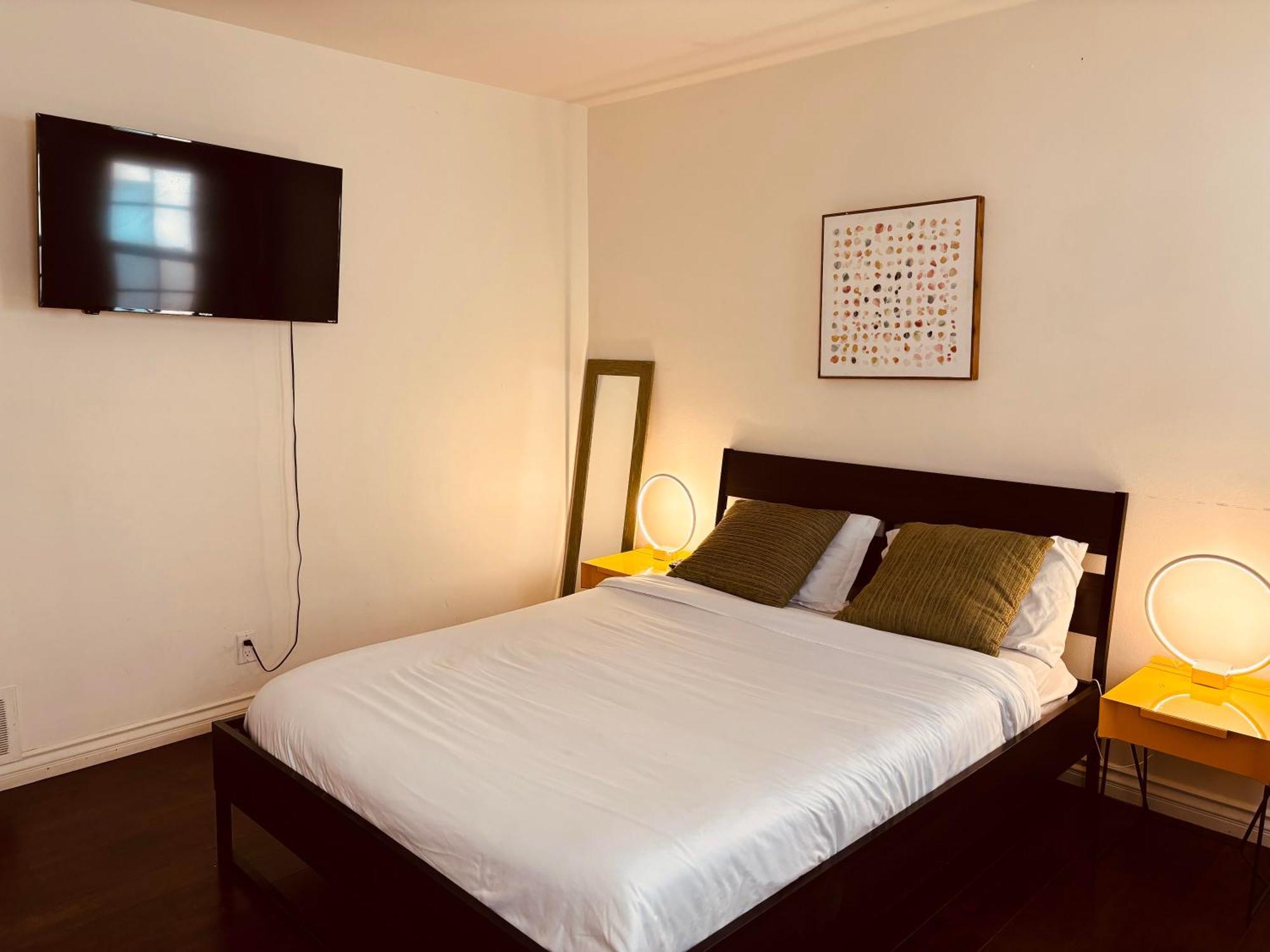 Centrally Located 2 Bed Ucla Apartment Λος Άντζελες Εξωτερικό φωτογραφία